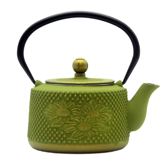 SECHUDO 850ml Cast Iron Teapot with Sunflower Pattern - Green Tea Kettle with Stainless Steel Infuser for Stovetop Safe