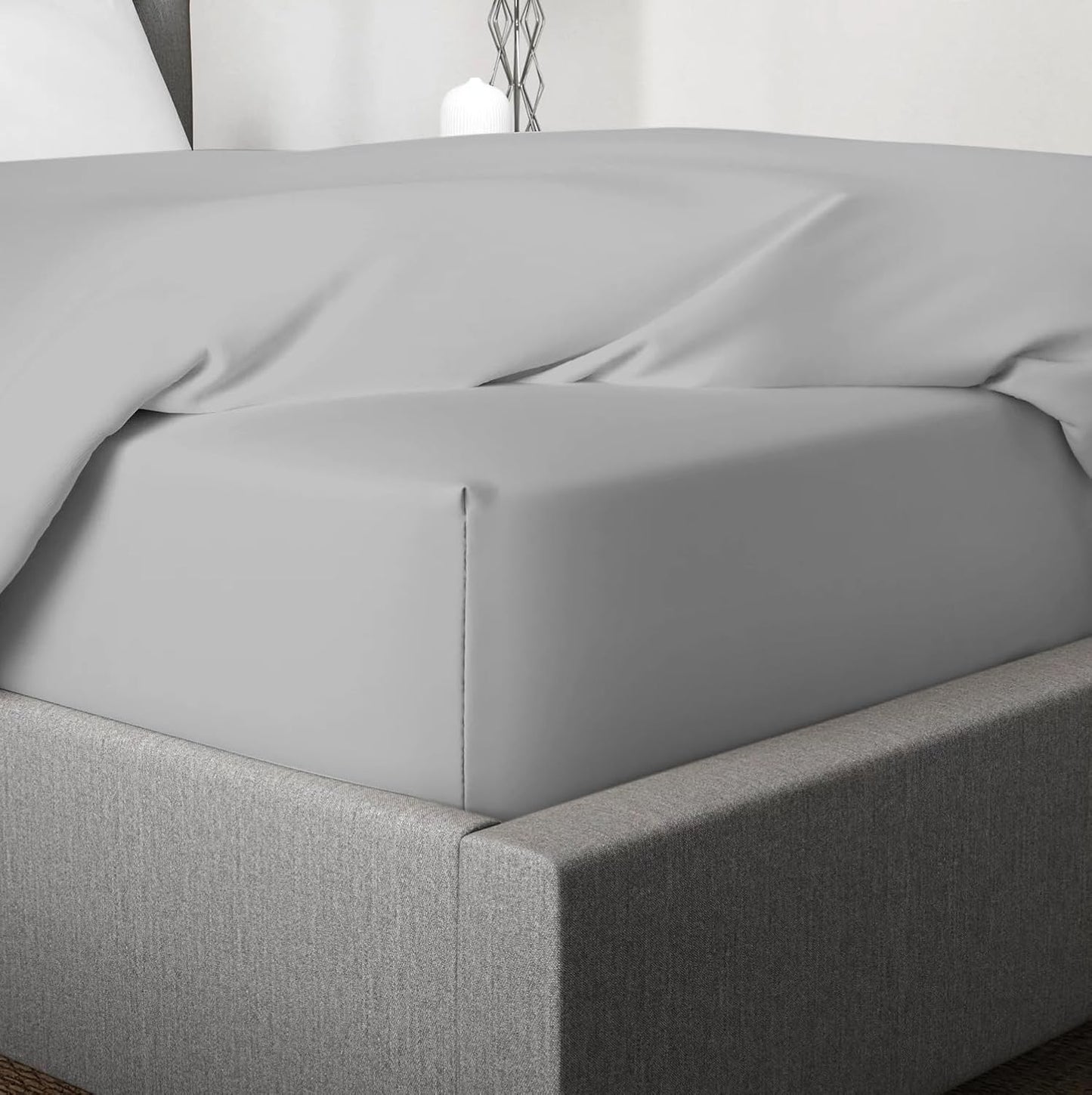 100% Bamboo Super Silky Soft Luxury 4 Piece Duvet Bed Set - Complete Bedding Set Includes Duvet Cover 2 Pillowcases and Deep Fitted Sheet by Euphoric Bedding ® (White, King Size)